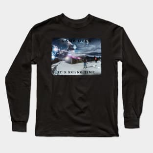 skiing time Long Sleeve T-Shirt